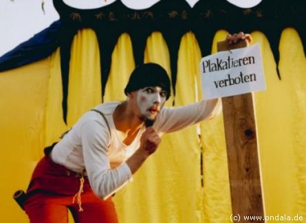 Intelligente Clownerie aus Halle