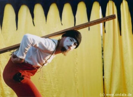 Intelligente Clownerie aus Halle
