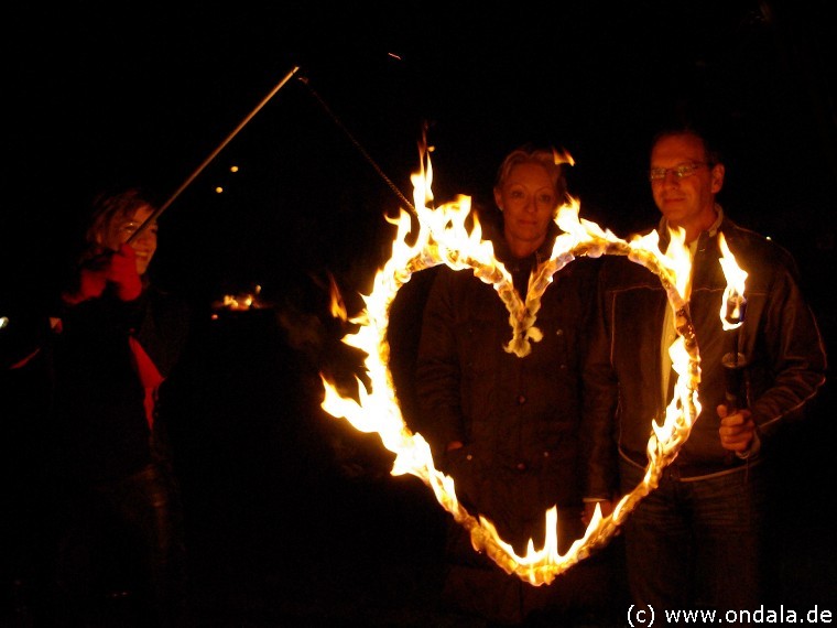 Feuerartistin aus Berlin