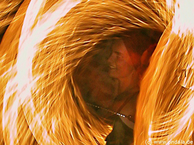 Feuerkünstler aus Halle