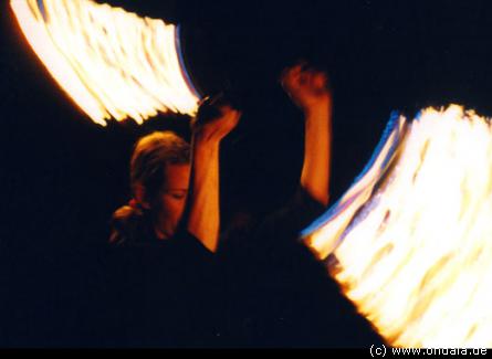 Feuerkünstlerinnen aus Hildesheim