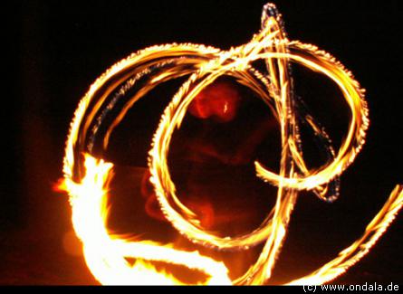 Feuerkünstlerinnen aus Hildesheim