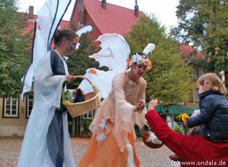 Feuerkünstlerinnen aus Hildesheim