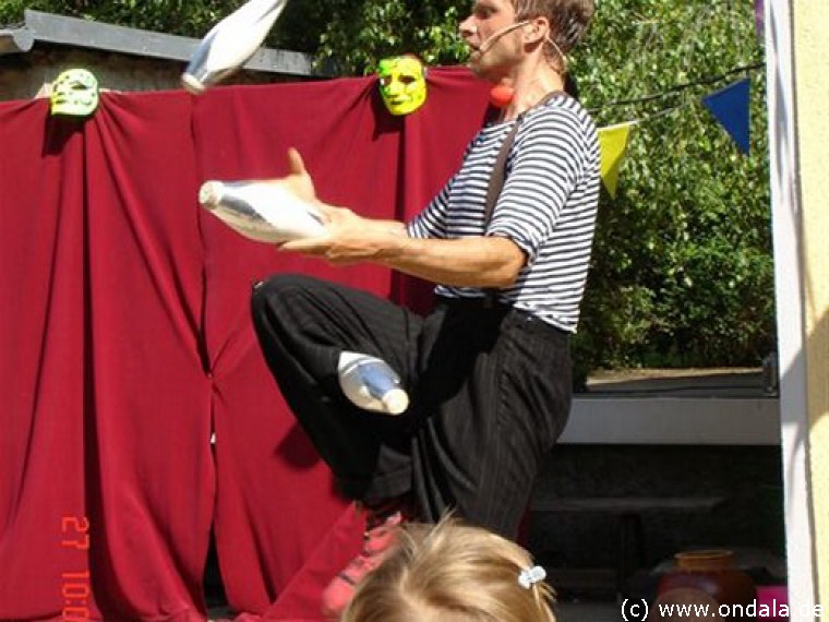 Gaukler, Feuerjongleure, Hochstelzenläufer aus Leipzig