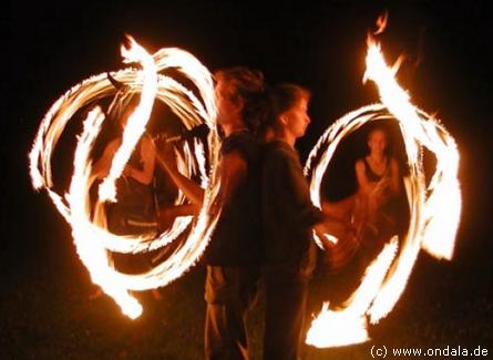 Feuerspieler und Gaukler aus Leipzig Feuerspieler und Gaukler aus Leipzig