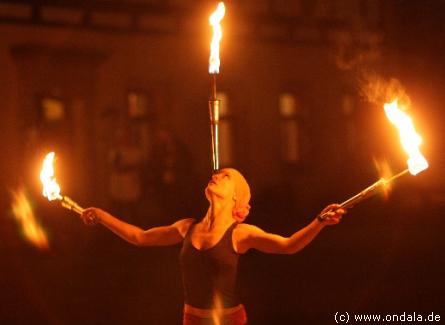 Feuerspieler und Gaukler aus Leipzig