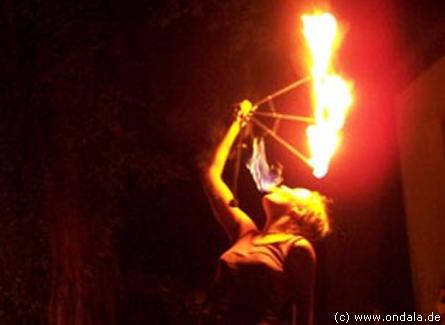 Feuerspieler und Gaukler aus Leipzig