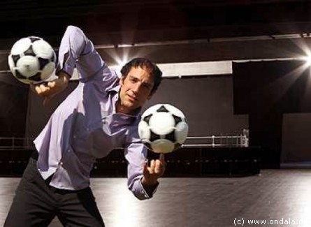 Fußballjongleur aus Köln Fußballjongleur aus Köln