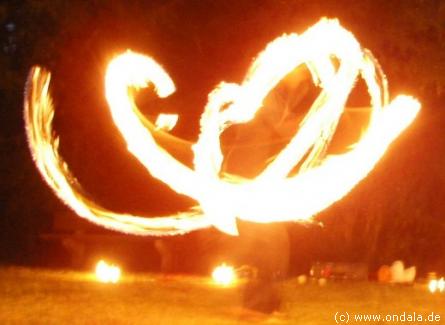 Feuerjongleur aus Halle