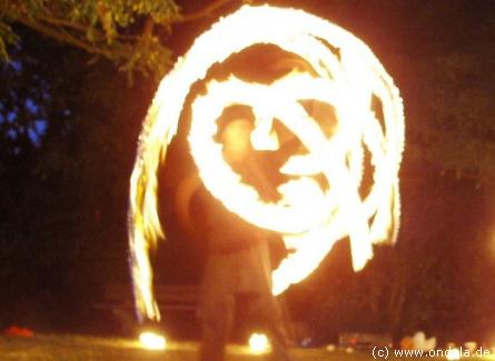 Feuerjongleur aus Halle