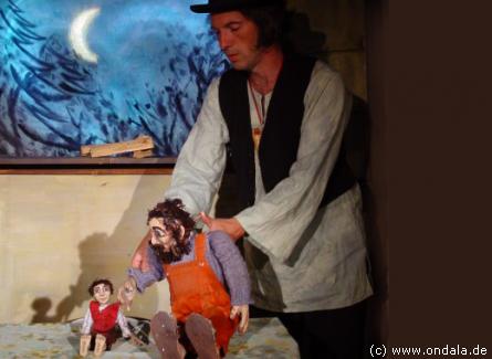 Puppen-Theater aus Halle